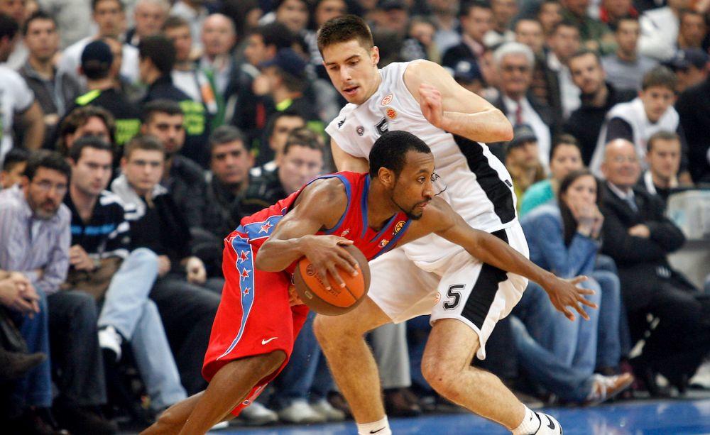 Džej Ar Holden podseća koliko puta su zajedno 'Išli u rat' srpski košarkaši