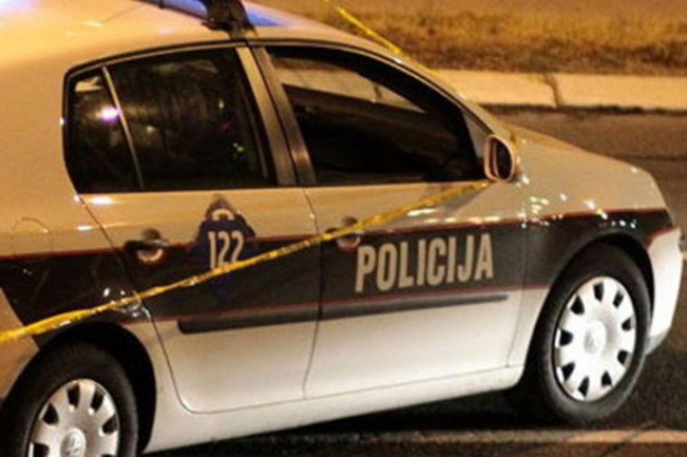 Drama ispred Ambasade Srbije u Sarajevu: Muškarac nožem nasrnuo na obezbeđenje! POLICIJA OPKOLILA SVE PRILAZE