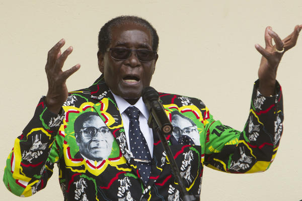 DOK MU JE SUPRUGA UMIRALA OD RAKA, OŽENIO JE SEKRETARICU: Mugabe je prema svom narodu često bio JOŠ GORI