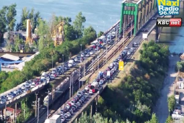 UDES U BULEVARU DESPOTA STEFANA: Saobraćaj je bio u zastoju, sada je prohodan i Pančevački most