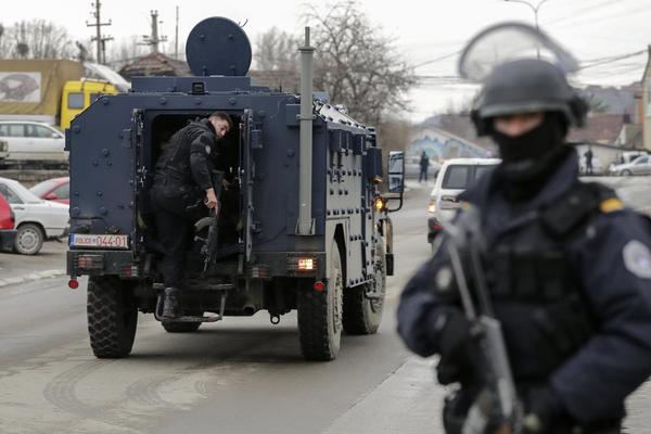 DIREKTOR BANKE UZEO 11 MILIONA IZ SEFA: Prešao je celu Bosnu i stigao do granice, policija ga još traži