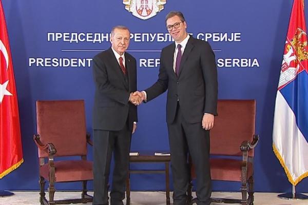 VUČIĆ ISPRATIO ERDOGANA: Evo šta je na kraju poručio srpski predsednik svom turskom kolegi!