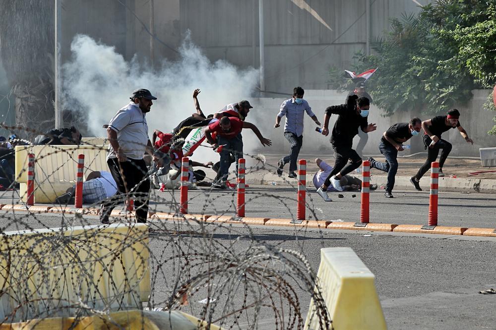 IRANCI UHAPSILI BRITANSKOG AMBASADORA: Optužen da je podsticao antivladine proteste!