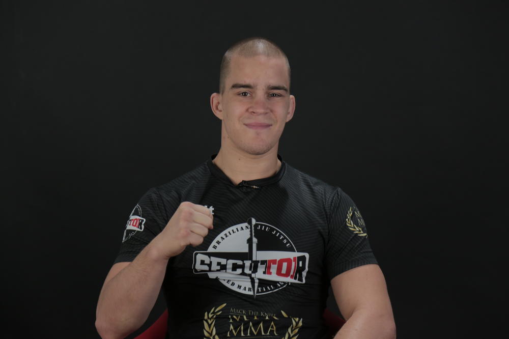 SRBIN SE SPREMA ZA DEBI U UFC: Todorović u Londonu bije svoju prvu veliku bitku!