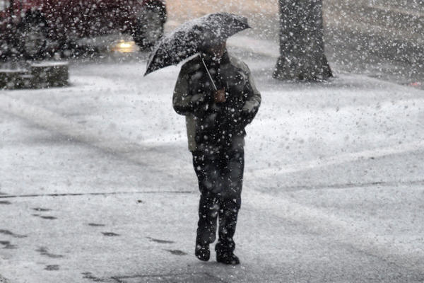 SPREMITE KIŠOBRANE, STIŽU NAM PADAVINE: Zabeleće se u Srbiji tokom dana, par podeoka iznad nule