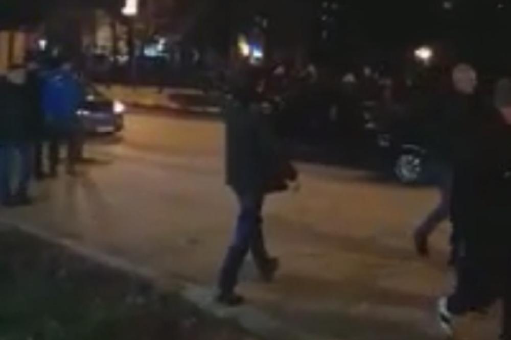 UHAPŠEN FUNKCIONER ZBOG SRPSKE TROBOJKE! Haos u CRNOJ GORI, policajci krenuli na njega brutalno! (VIDEO)