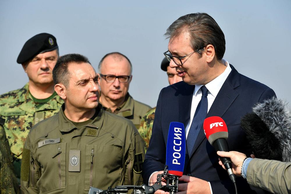 MINISTAR VULIN DOGOVORIO S GRČKIM MINISTROM: Srbija danas šalje 37 vatrogasaca sa 13 vozila u Grčku