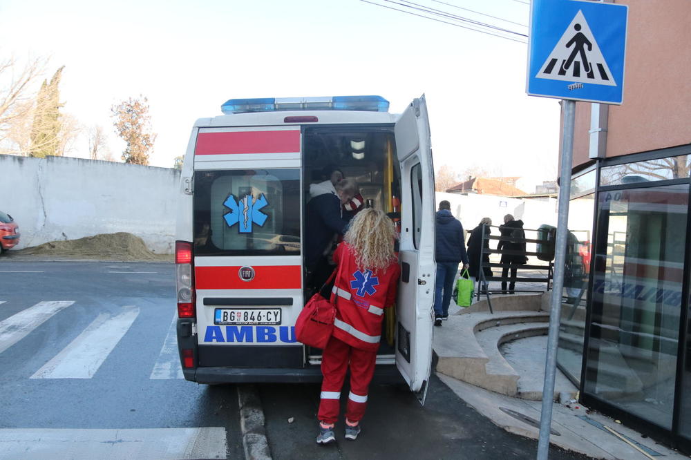 PUNO POSLA ZA HITNU POMOĆ: Noćas dve saobraćajne nezgode u Beogradu, ima i povređenih