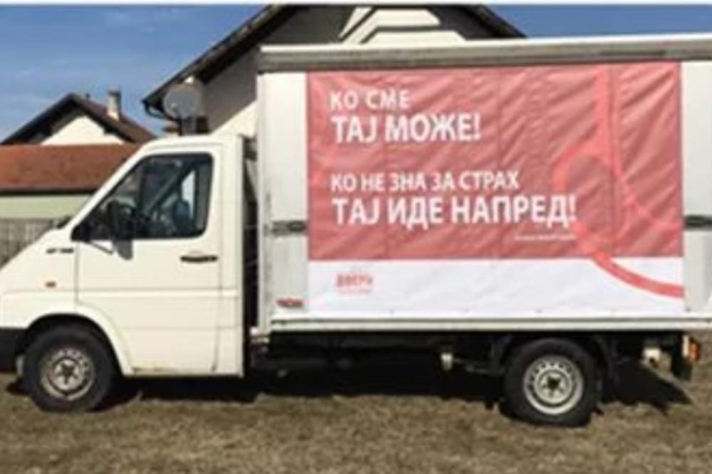 POČELA KAMPANJA ZA BOJKOT! Boško Obradović u promotivnom karavanu razgovarao sa građanima!