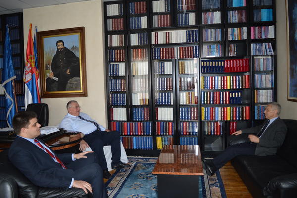 Ruski ambasador Aleksandar Bocan-Harčenko posetio RADIKALE! ŠEŠELJ MU JE NAKON SASTANKA REKAO NEŠTO JAKO ZANIMLJIVO