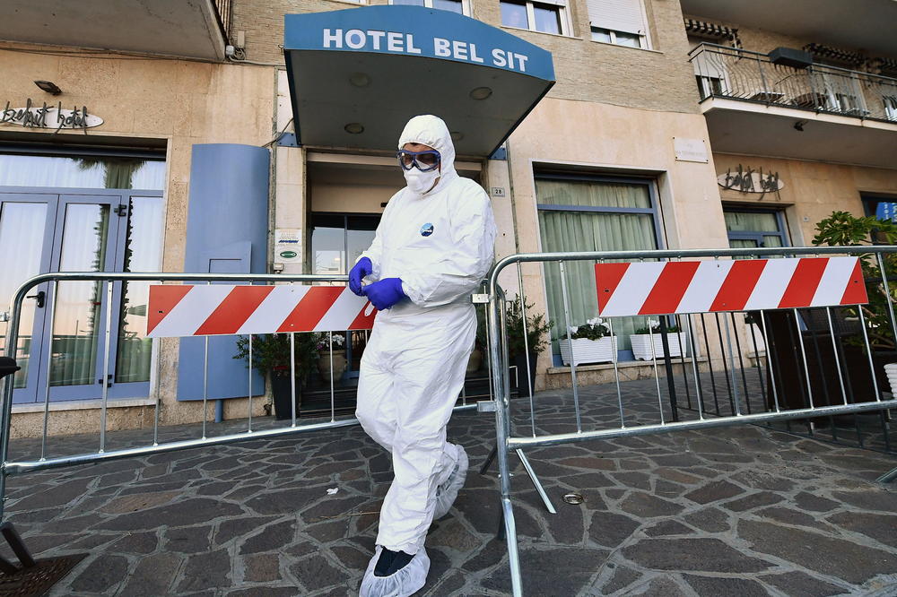 U KINI OPADA BROJ ZARAŽENIH OD KORONA VIRUSA, DOK U SVETU RASTE: U Italiji umrlo još 8 LJUDI
