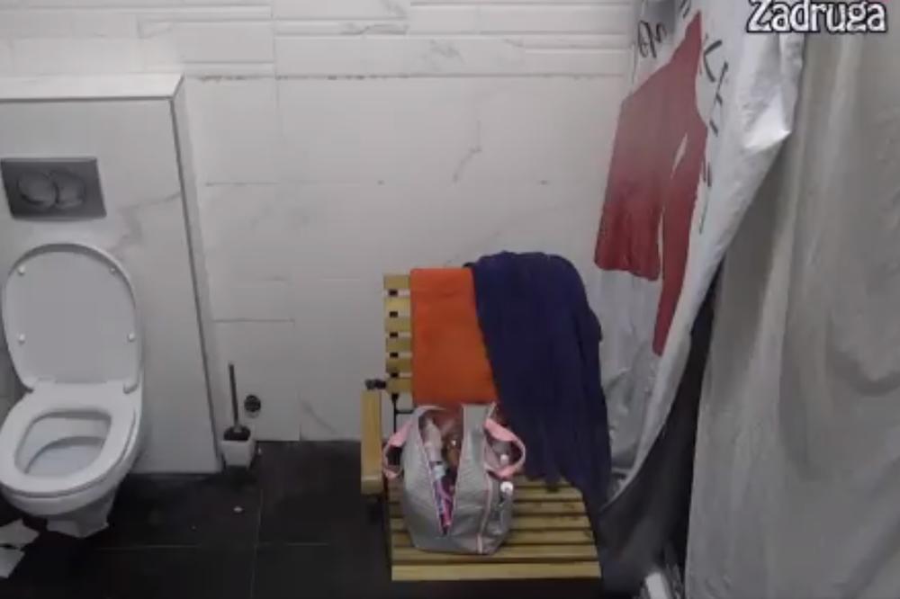 LUNA SE SMEJE MARKU TOKOM ODNOSA! Dok su radili ONO u WC-u, Đoganijeva nije prestala da VRIŠTI OD SMEHA (VIDEO)