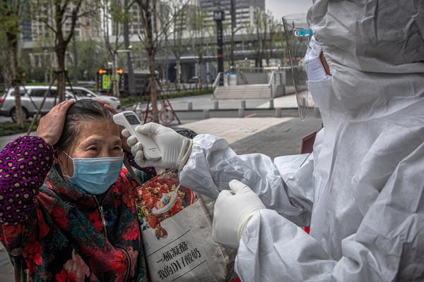 AMERIKANCI OPTUŽUJU KINU: Tvrde da javnost nije bila na vreme upozorena da postoji pretnja pandemije