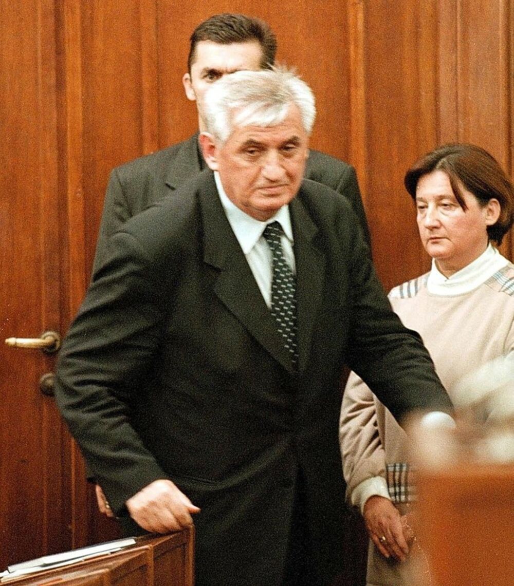 Protiv Stojiljkovića je bila podignuta optužnica pred sudom u Hagu