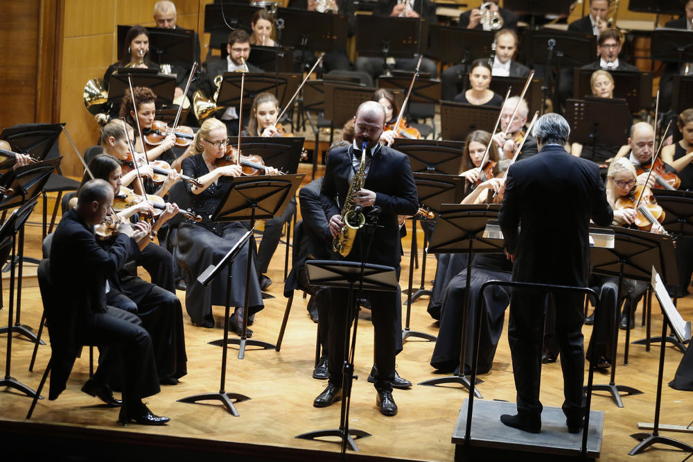 NYC filharmonija zbog COVID-19 postala putujući orkestar