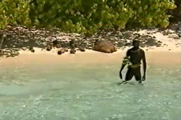 STANOVNICI OVOG MESTA ŽIVE IZOLOVANO 60.000 GODINA: Ko pokuša da dođe na njihovo ostrvo završava MRTAV (VIDEO)