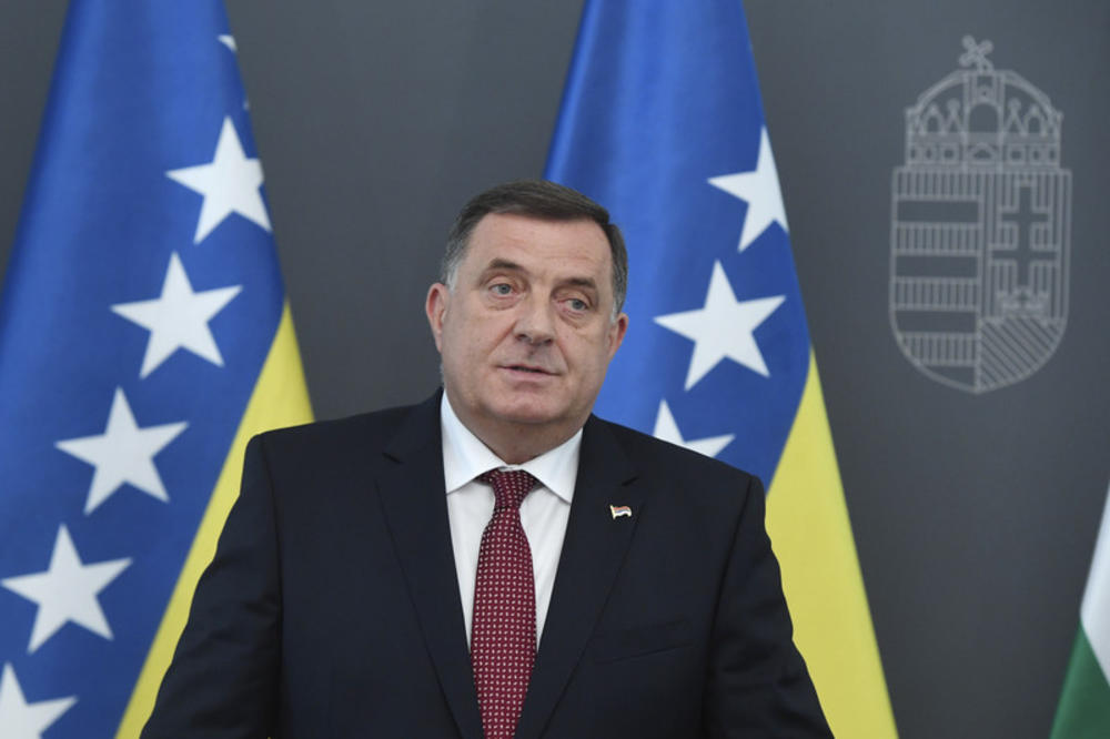 ZAGRMEO DODIK, OVE NJEGOVE REČI ODJEKUJU BOSNOM: Dodik poručio Komšiću da ne može da drži lekcije Srbiji
