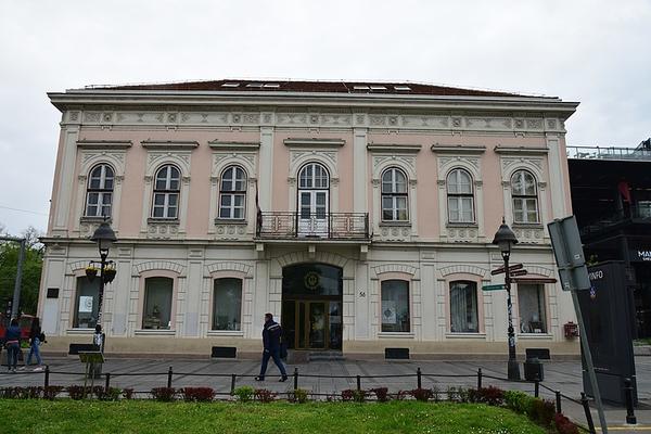 Letnji plato Biblioteke grada Beograda otkazuje se do daljeg