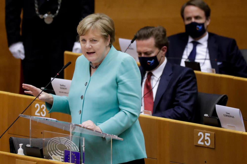 IZLAZNE ANKETE: Demohrišćani Angele Merkel izgubili izbore u dve nemačke pokrajine