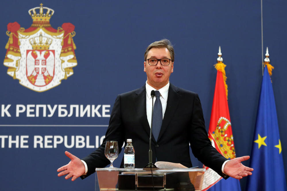 NOVAC ĆE DOBITI OVI LJUDI U SRBIJI: Predsednik najavio ko će od države ponovo dobiti pare!