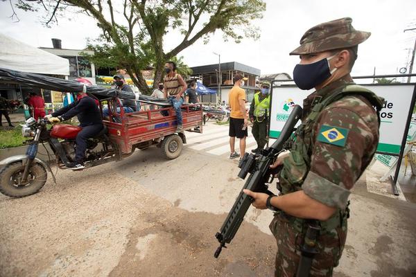 NAJMANJE 400 OSOBA UHAPŠENO NA PROTESTIMA U BRAZILU: "Nastavljamo da radimo na uspostavljanju reda"