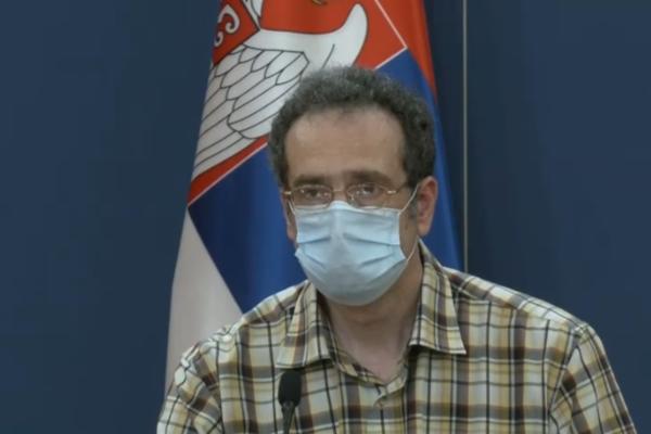 TIHI RAT DOKTORA I ESTRADNJAKA: Dr Srđa Janković stao na Konovu stranu, ko je sledeći pevač na tapeti stručnjaka?