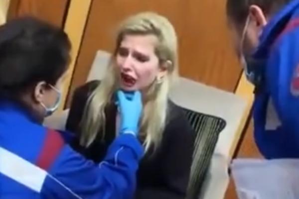 UŽASNO! Poznati RUSKI BLOGER unakazio devojku, razbio joj lice od STO (UZNEMIRUJUĆI VIDEO)