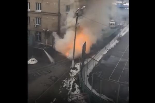 EKSPLOZIJA U GRADSKOJ BOLNICI! Ljudi su snimili vatru, evakuisano je 150 ljudi (VIDEO)