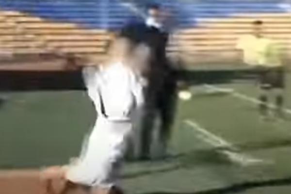 JEDAN OD NAJBIZARNIJIH GOLOVA U FUDBALSKOJ ISTORIJI: Iranac posle salta dao gol direktno iz auta! (VIDEO)