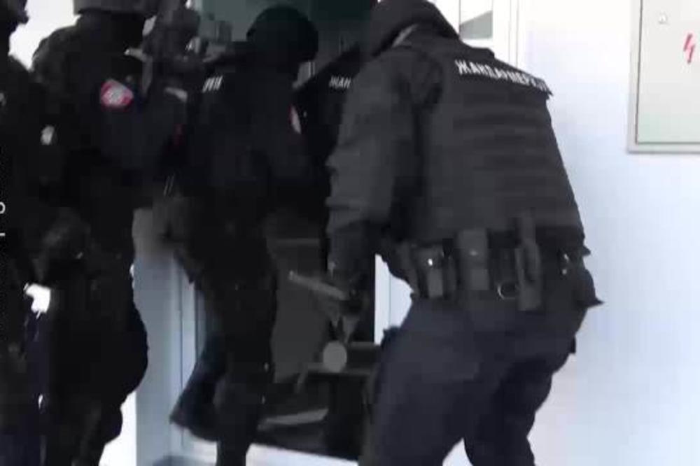 UHAPŠEN I PRIPADNIK VOJSKE SRBIJE! Detalji razbijanja krimi grupe u munjevitoj akciji srpske policije