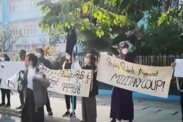 NOVI PROTESTI U MJANMARU: Demonstriraju protiv vojnog puča! (VIDEO)