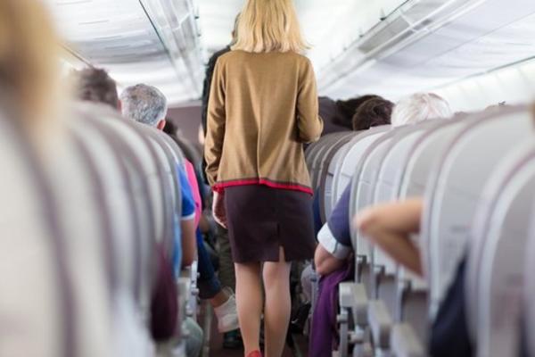 OBRATITE PAŽNJU U KOM DELU DANA LETITE AVIONOM: Stjuardesa otkrila da od toga zavise MNOGE STVARI