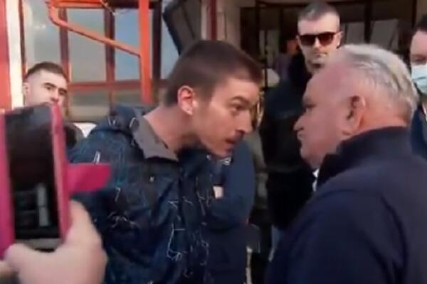 GDE SU NOVCI, P**KO JEDNA? Napad na gradonačelnika Petrinje, nezadovoljni građanin mu se UNEO U LICE! (VIDEO)