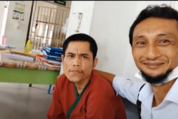 POLICAJAC PROGLAŠEN MRTVIM NAKON CUNAMIJA U INDONEZIJI:Posle skoro DVE DECENIJE patnje i tuge pronađen ŽIV! (VIDEO)