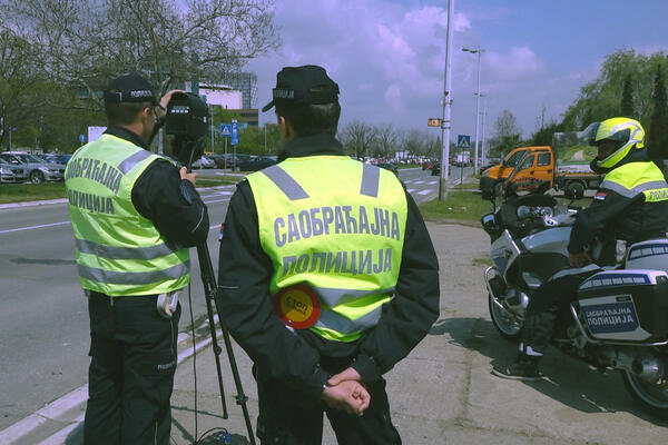 MORTUS PIJAN, A VOZI: Policija privela Beograđanina (37) koji je seo za volan sa 2,55 promila alkohola!