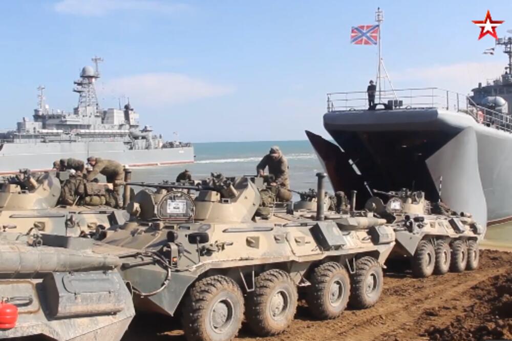 U VOJNIM VEŽBAMA UČESTVOVALO PREKO 10.000 VOJNIKA: Ruska vojska napušta Krim i vraća se u baze! (VIDEO)