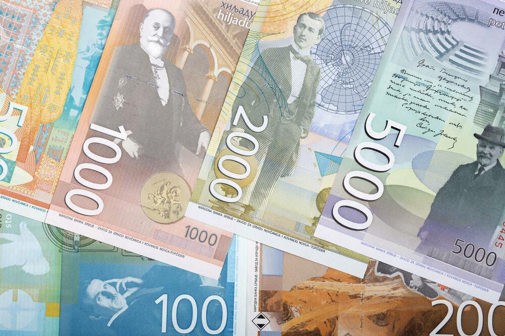 Današnji kurs dinara 117,56 za evro