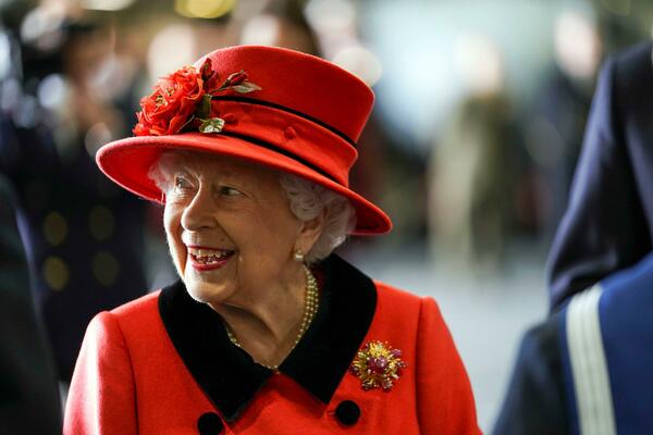 ELIZABETINIH 70 GODINA NA TRONU! Kraljica prvi britanski monarh koji će proslaviti PLATINASTI jubilej