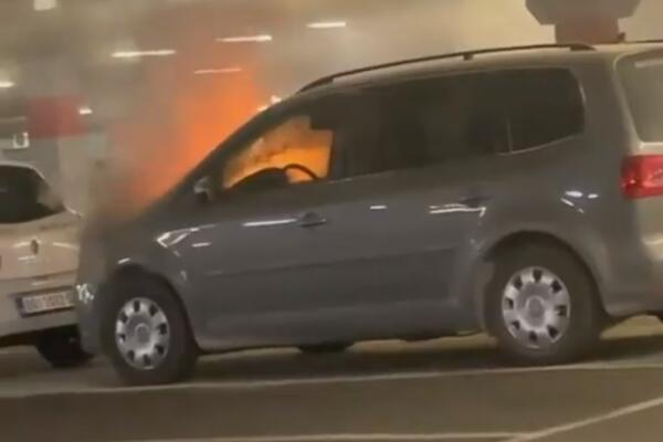 IZBIO POŽAR U TRŽNOM CENTRU U BEOGRADU: Automobil se zapalio u garaži! (FOTO)