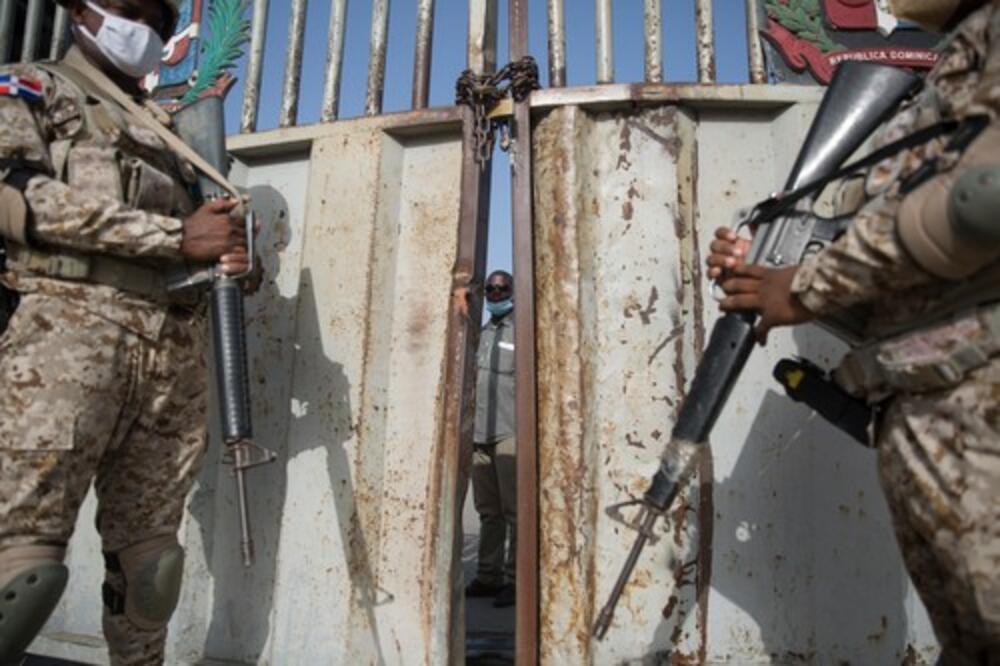 SAHRANA UBIJENOG PREDSEDNIKA HAITIJA: Vraćen u rodni grad