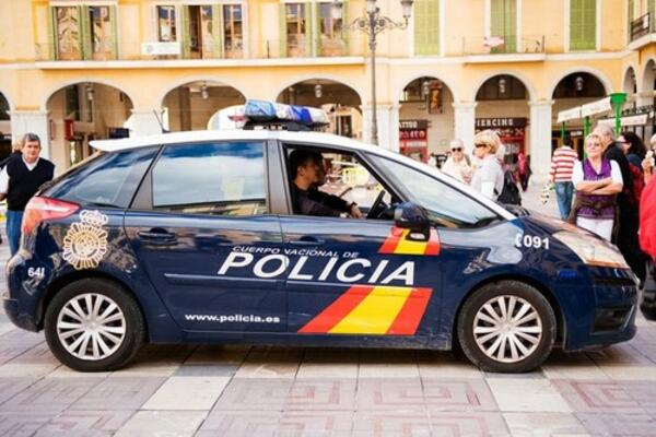 ŠPANSKA POLICIJA RAZBILA NARKO-BANDU: Na brodu za prevoz STOKE zapljeno 4,5 TONA KOKAINA!