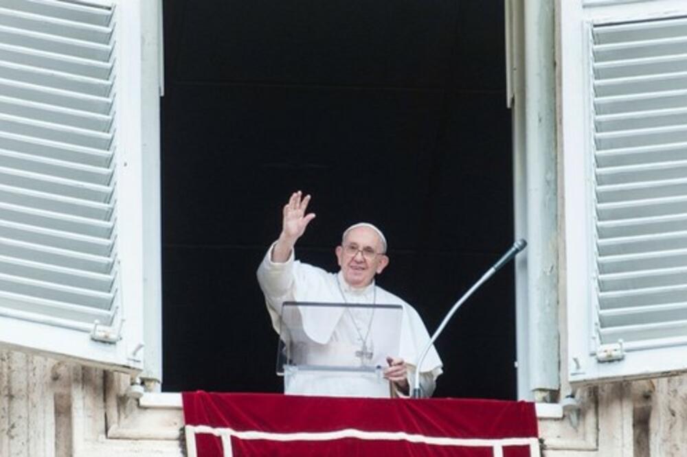 "DOPRINOS POMIRENJU": Papa najavio posetu Kanadi