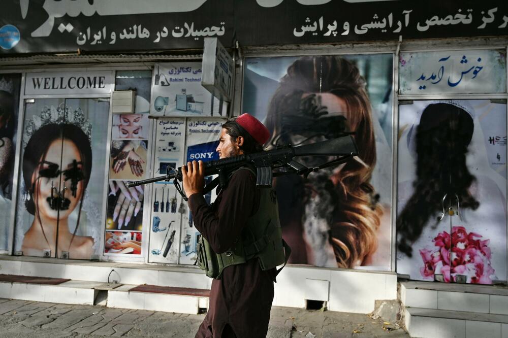 NIKO NE SME DA IZLAZI IZ KUĆE: Talibani uveli policijski čas u Kabulu