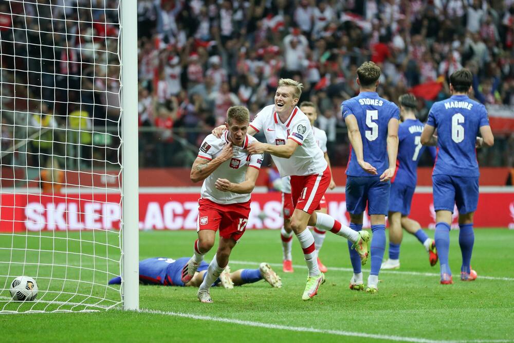 Fudbalska reprezentacija Poljske, Fudbalska reprezentacija Engleske