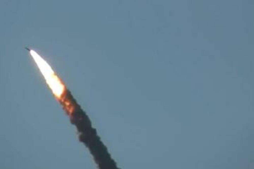 Severna Koreja jutros verovatno lansirala balističku raketu u more