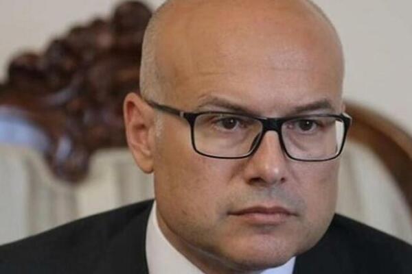 Vučević: Strašno je i opasno da tajkunska opozicija poziva na fizički obračun!