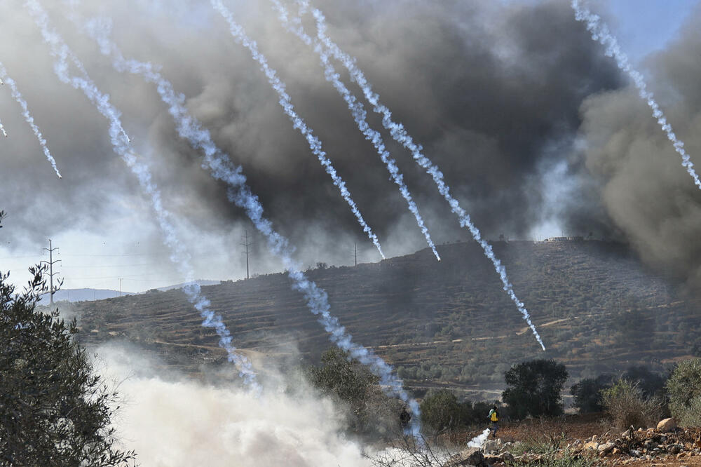 IZRAEL PONOVO RAKETAMA NAPAO SIRIJU: Situacija se ne smiruje, načinjena OGROMNA MATERIJALNA ŠTETA! (FOTO)