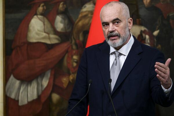"UKRAJINCI DA NE GAJE ILUZIJE": Albanski premijer po dolasku u Brisel, Rama bez DLAKE NA JEZIKU!
