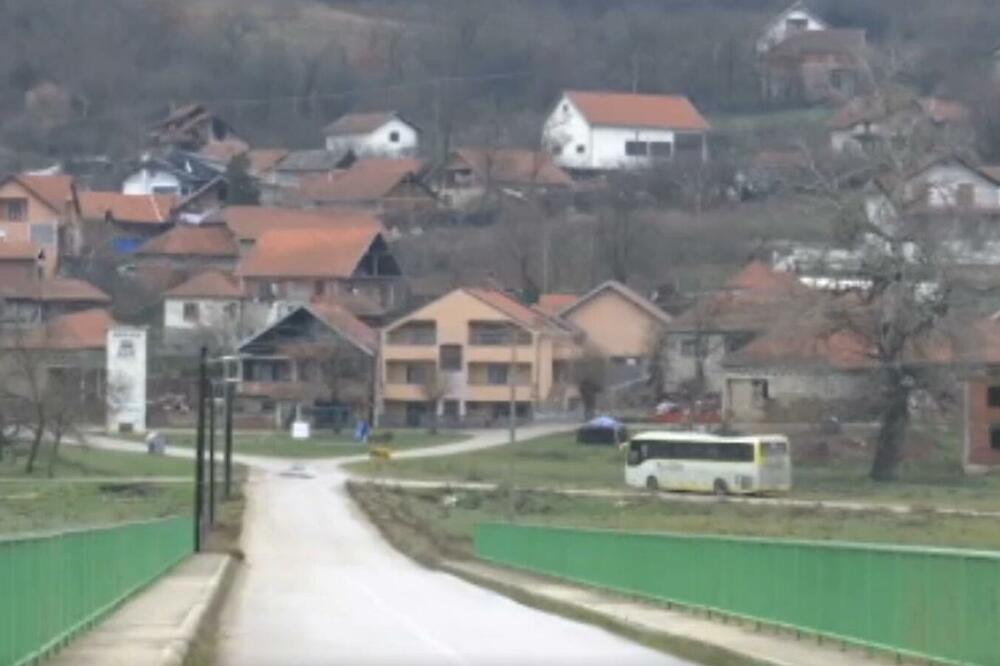 DOBROTIN - SELO DOBRIH LJUDI! Malo mesto u Srbiji rode obožavaju, a seoska škola sve punija