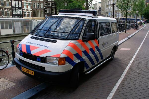 OKONČANA VIŠEČASOVNA DRAMA: Završena talačka kriza u Amsterdamu, savladan napadač